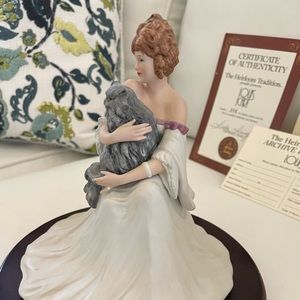 Louis Icart Figurine Woman w/ Cat ltd. edition numbered base